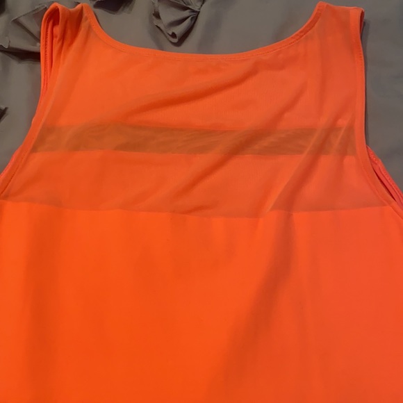 Beautiful dress with peekaboo slits - Picture 6 of 6